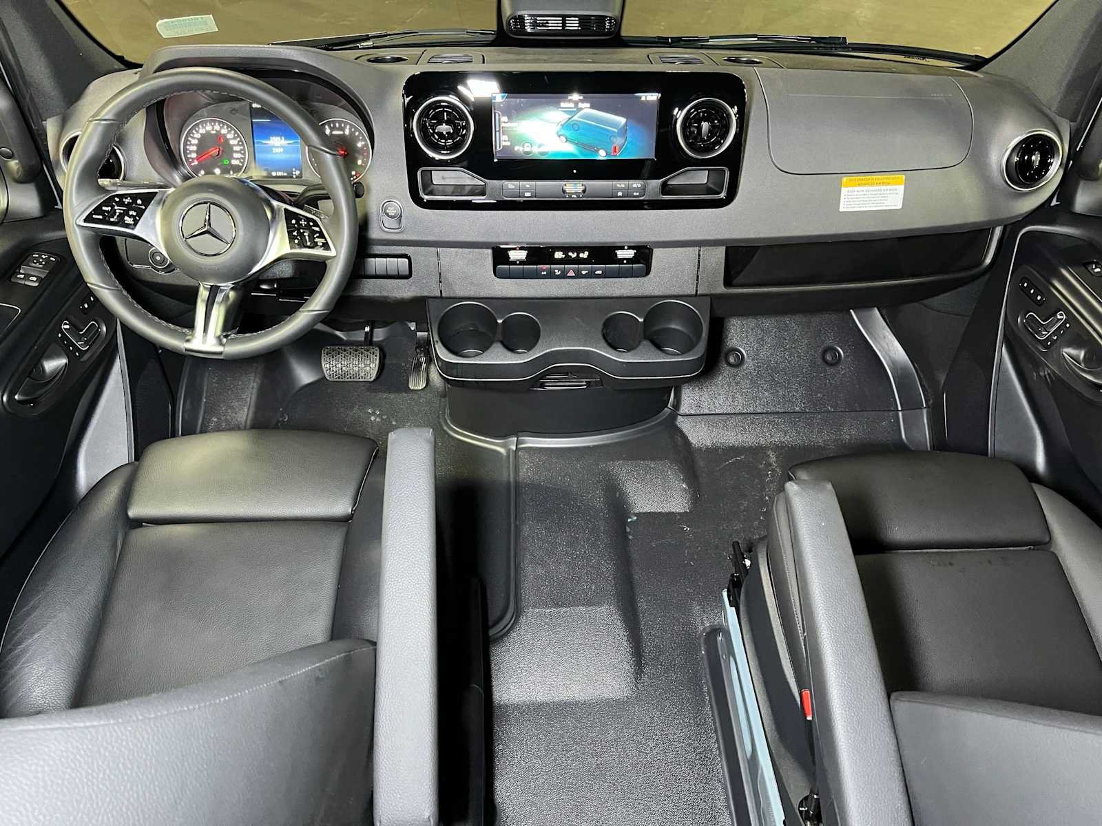 Used 2026 Mercedes-Benz Sprinter 2500 image 43