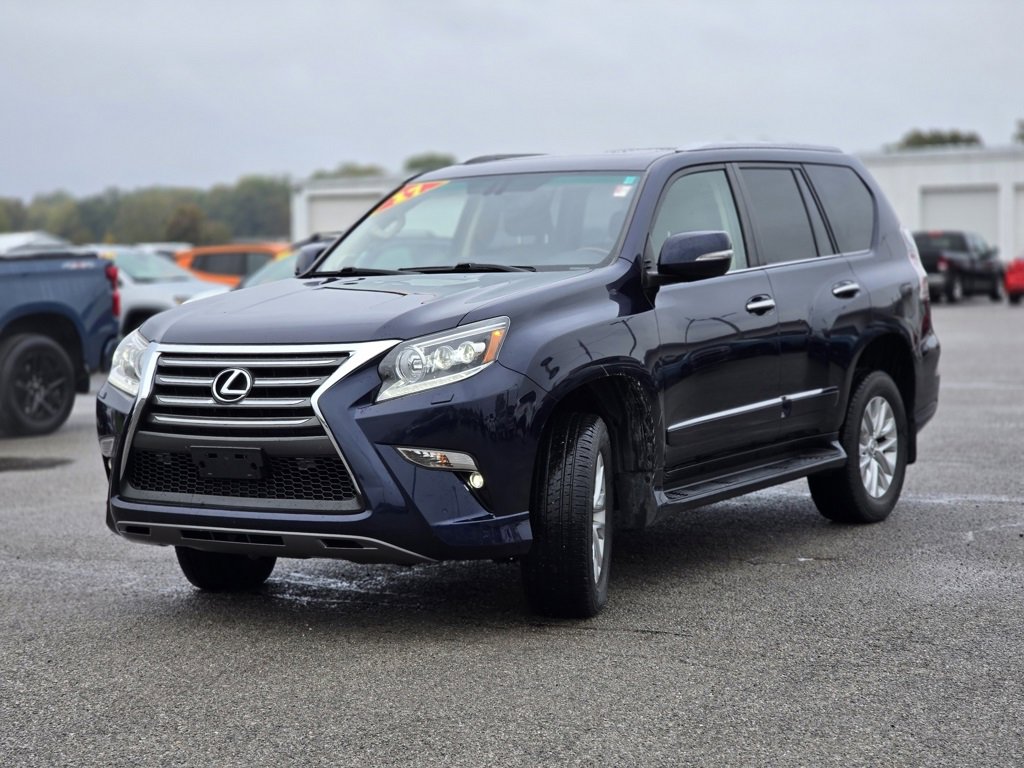 Used 2017 Lexus GX 460 image 3
