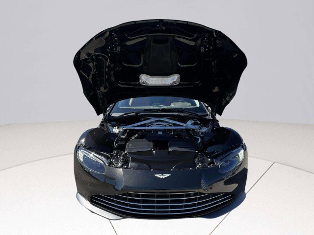 Used 2022 Aston Martin V8 Vantage Roadster image 45