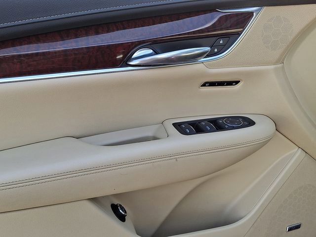 Used 2017 Cadillac XT5 Luxury w/ Driver Awareness Package image 13