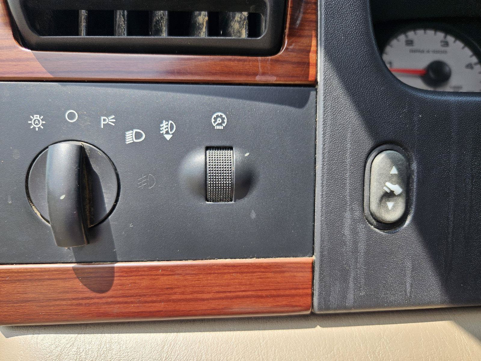 Used 2006 Ford F350 Lariat AWD/4WD image 29