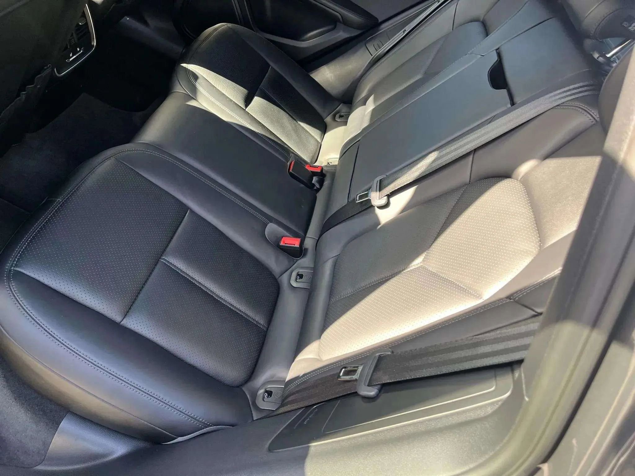 Used 2016 Porsche Macan S image 22