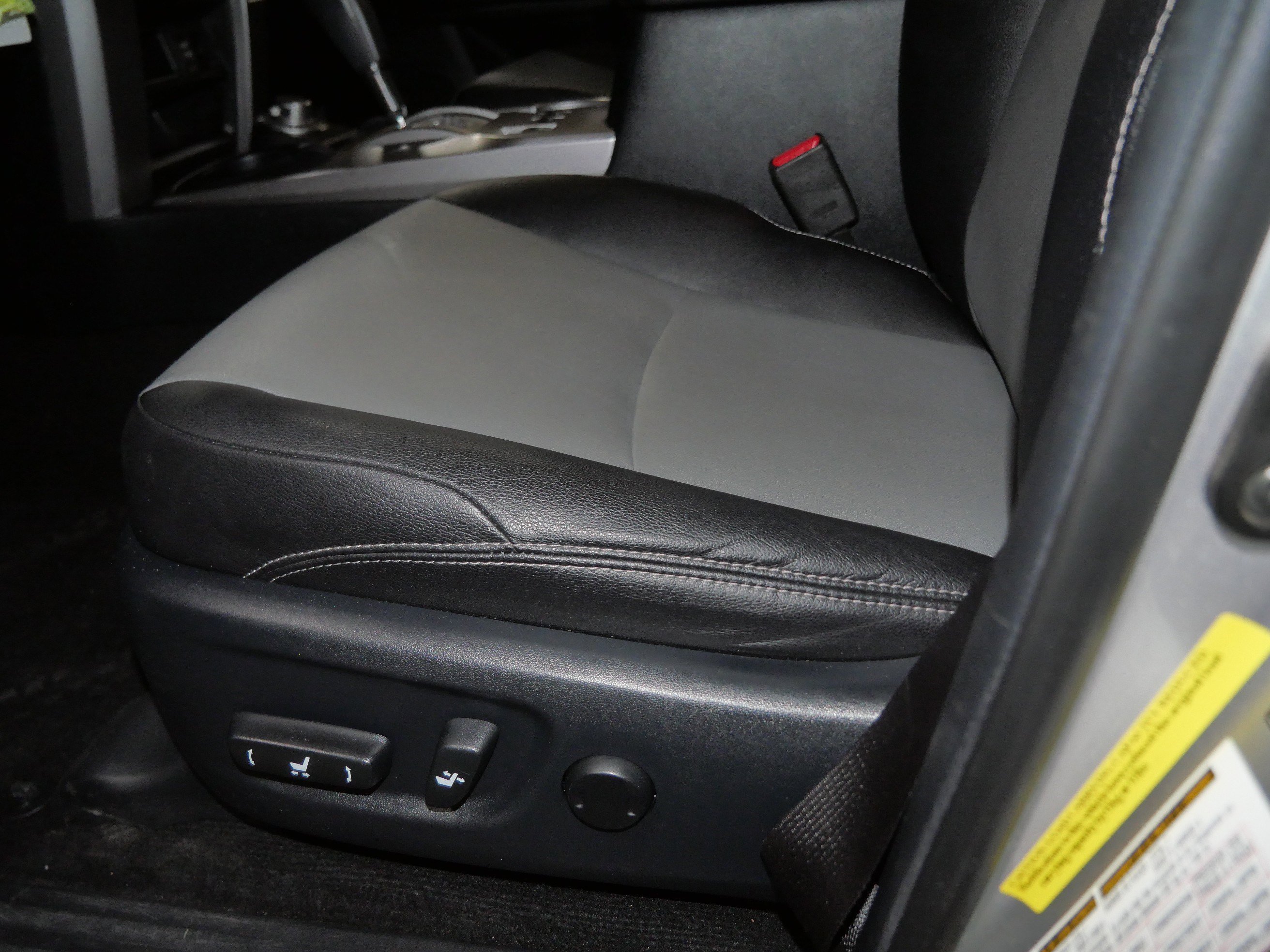 Used 2018 Toyota 4Runner SR5 Premium image 21