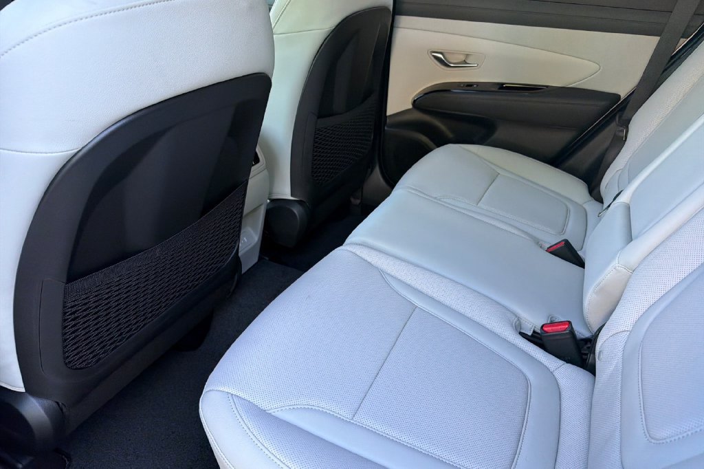 New 2026 Hyundai Tucson Limited AWD/4WD image 9