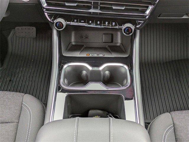 New 2026 Chevrolet Traverse LT w/ Driver Confidence Package image 23