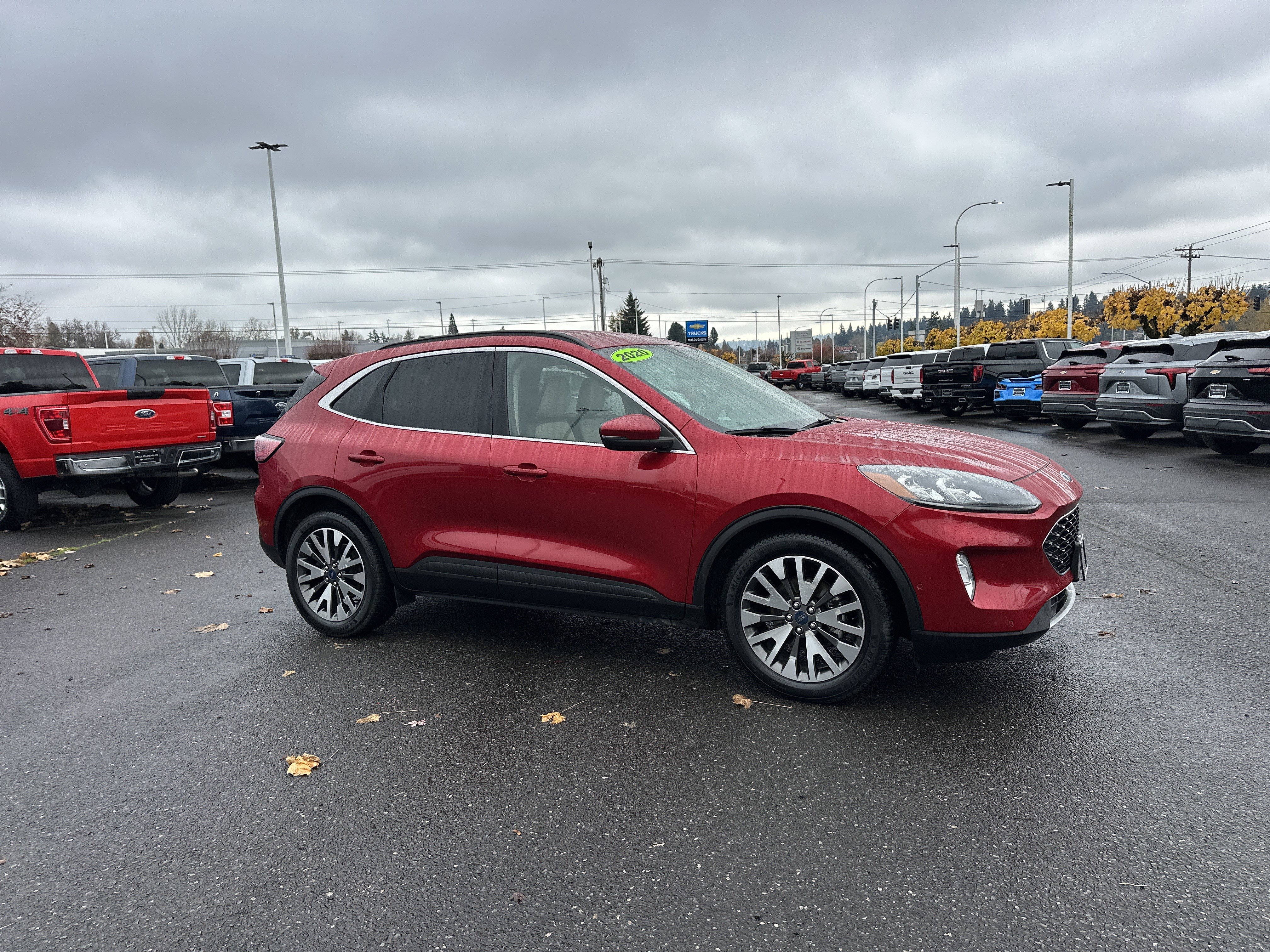 Used 2020 Ford Escape Titanium image 7