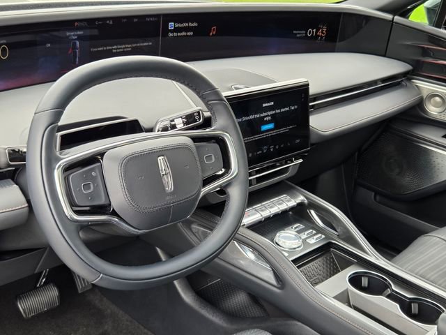 Used 2024 Lincoln Nautilus Reserve w/ Equipment Group 203A AWD/4WD image 10