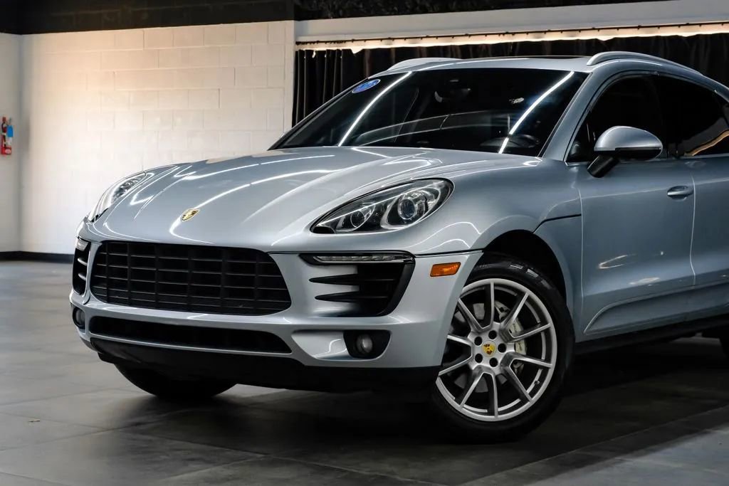 Used 2017 Porsche Macan S AWD/4WD image 6