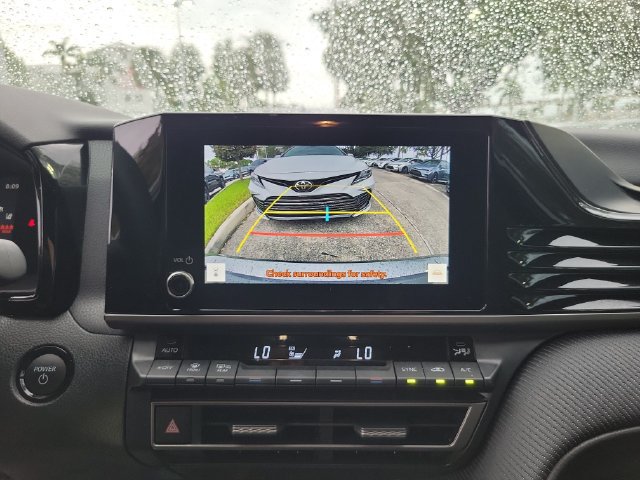 Used 2026 Toyota Camry SE FWD image 21