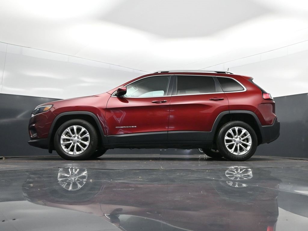 Used 2019 Jeep Cherokee Latitude w/ Popular Appearance Group image 40