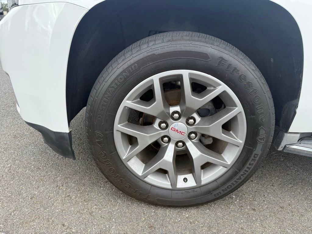 Used 2015 GMC Yukon SLT w/ HD Trailering Package image 11