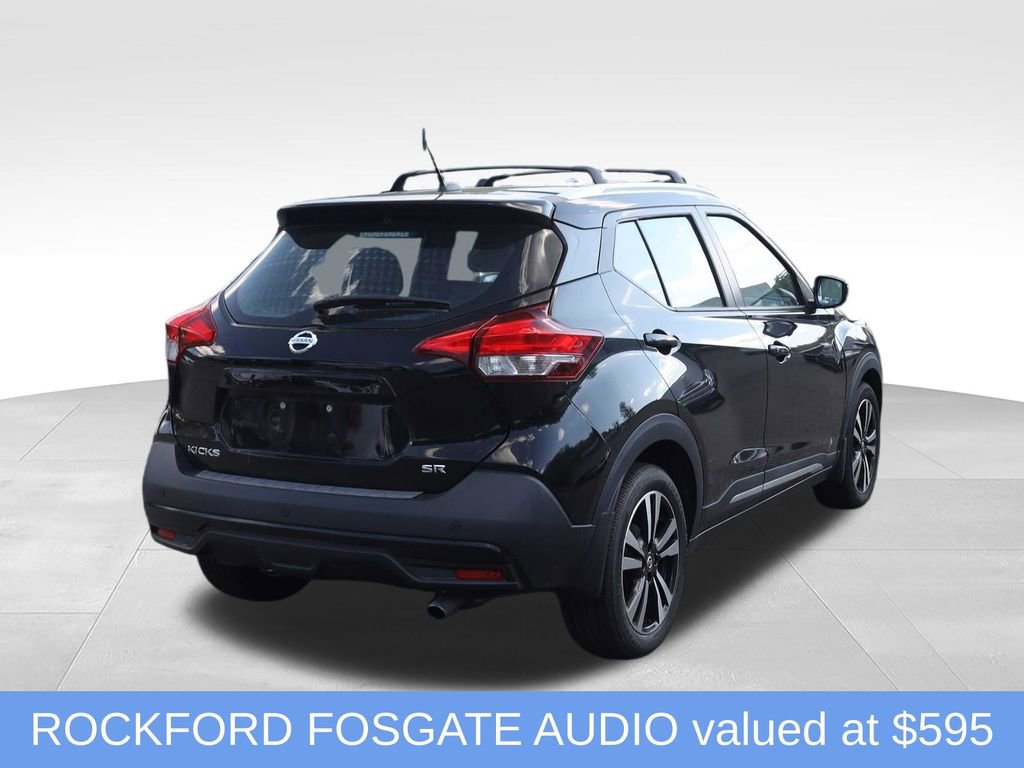 Used 2018 Nissan Kicks SR w/ Interior Electronics Package FWD image 5