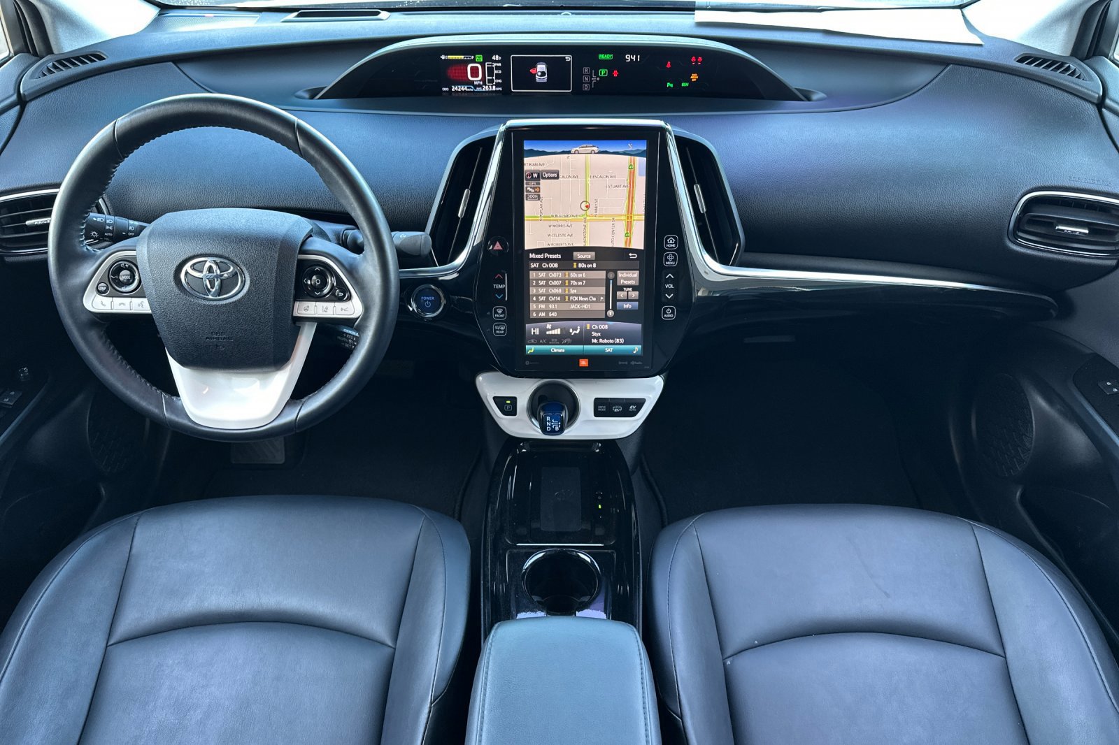 Certified 2019 Toyota Prius Prime Advanced w/ Preferred Accessory Package image 13