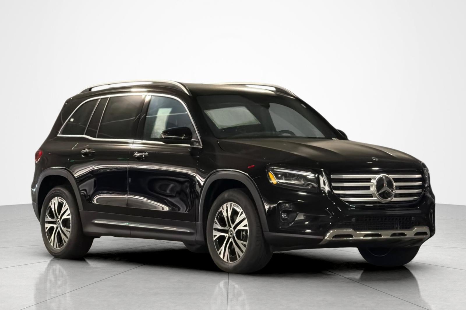 New 2025 Mercedes-Benz GLB 250 image 7