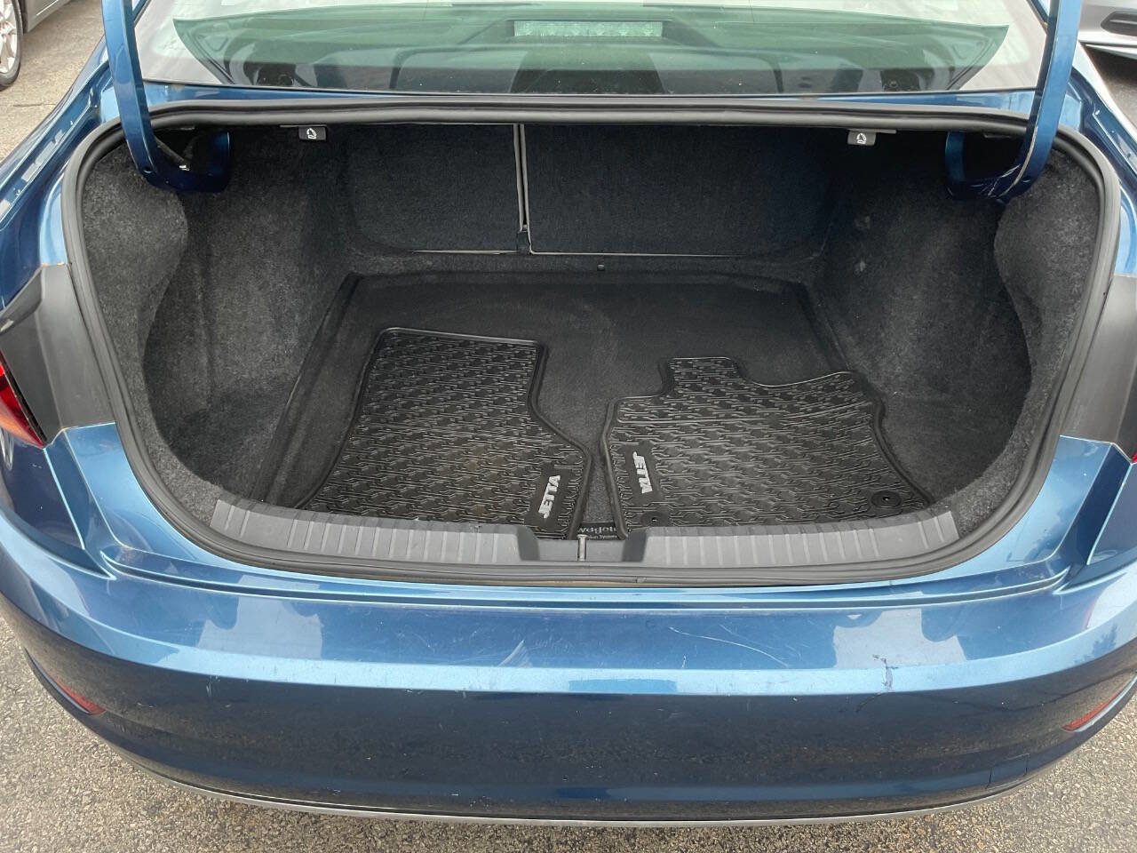 Used 2019 Volkswagen Jetta S image 8