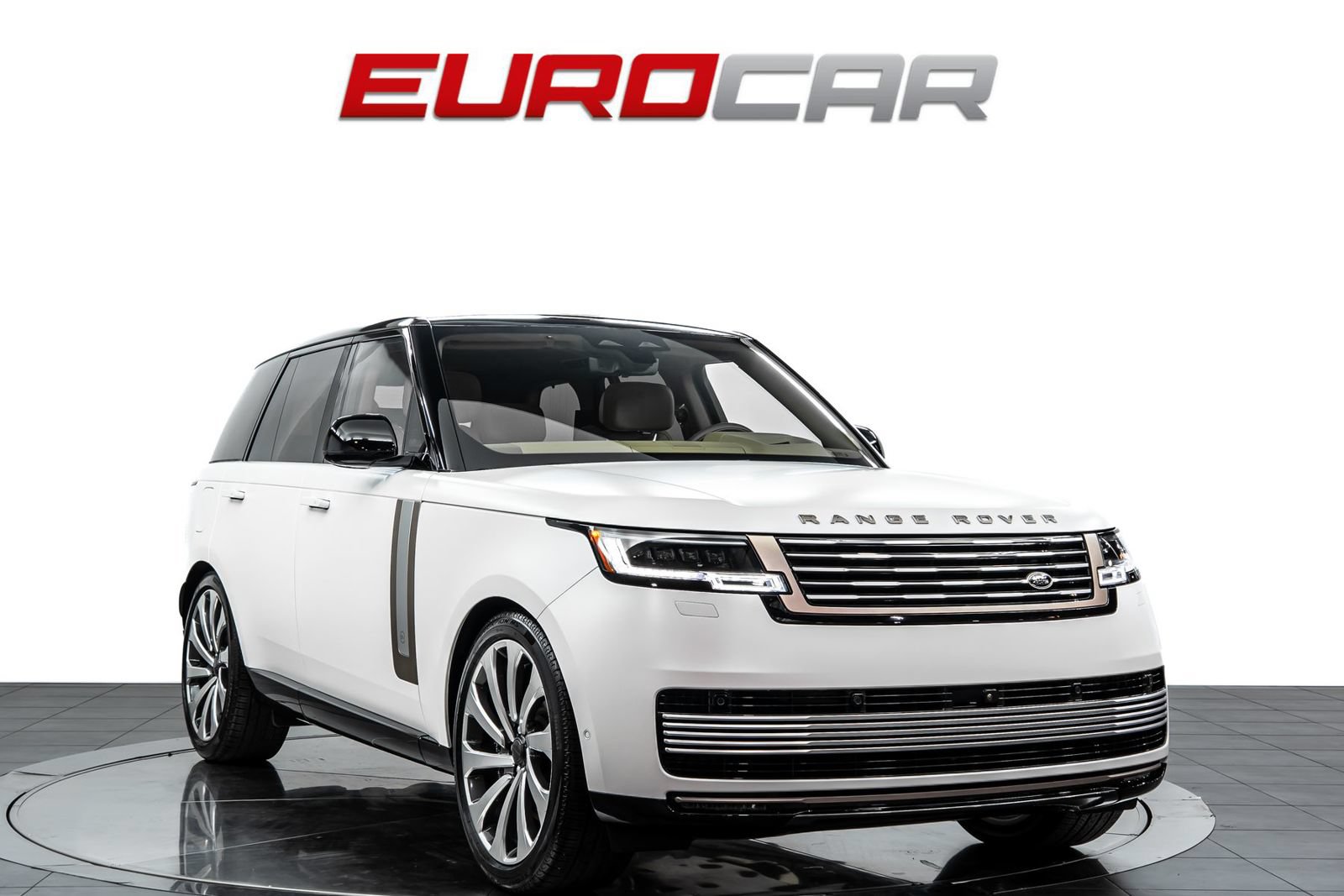 Used 2026 Land Rover Range Rover SV AWD/4WD image 7