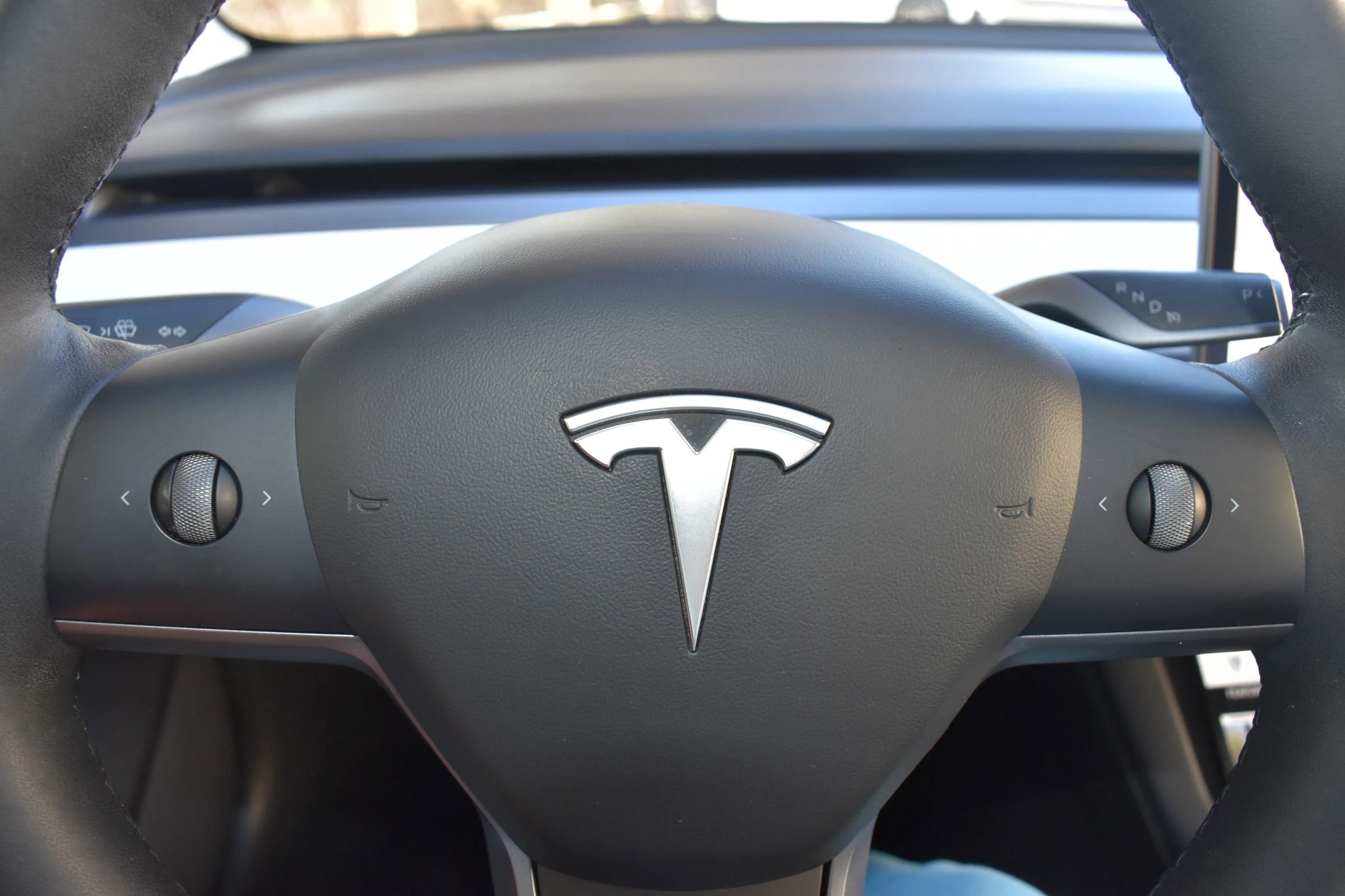 Used 2021 Tesla Model 3 Standard Range Plus image 11