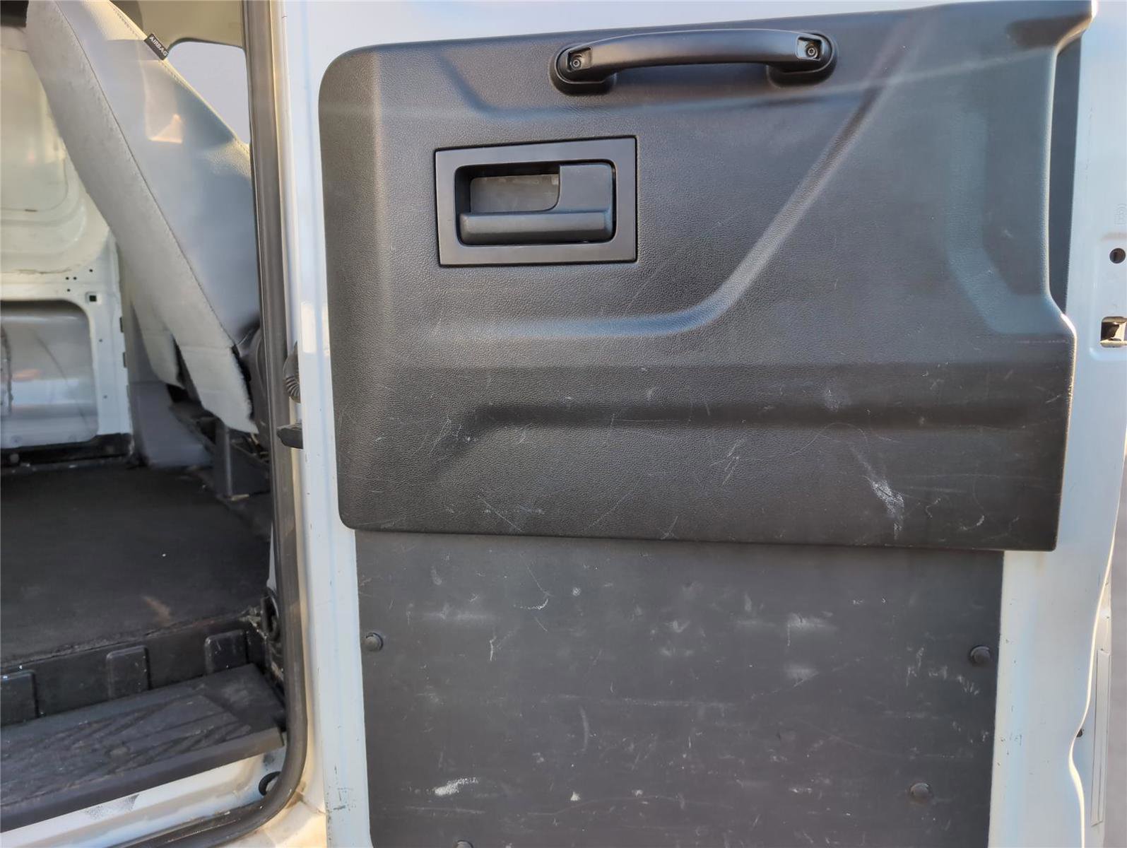 Used 2017 Ford Transit 250 130 Low Roof image 34