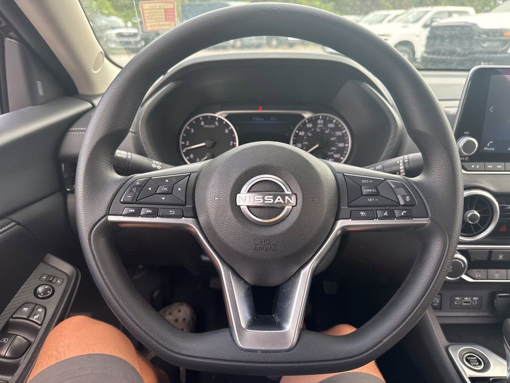 Used 2025 Nissan Sentra SV image 15