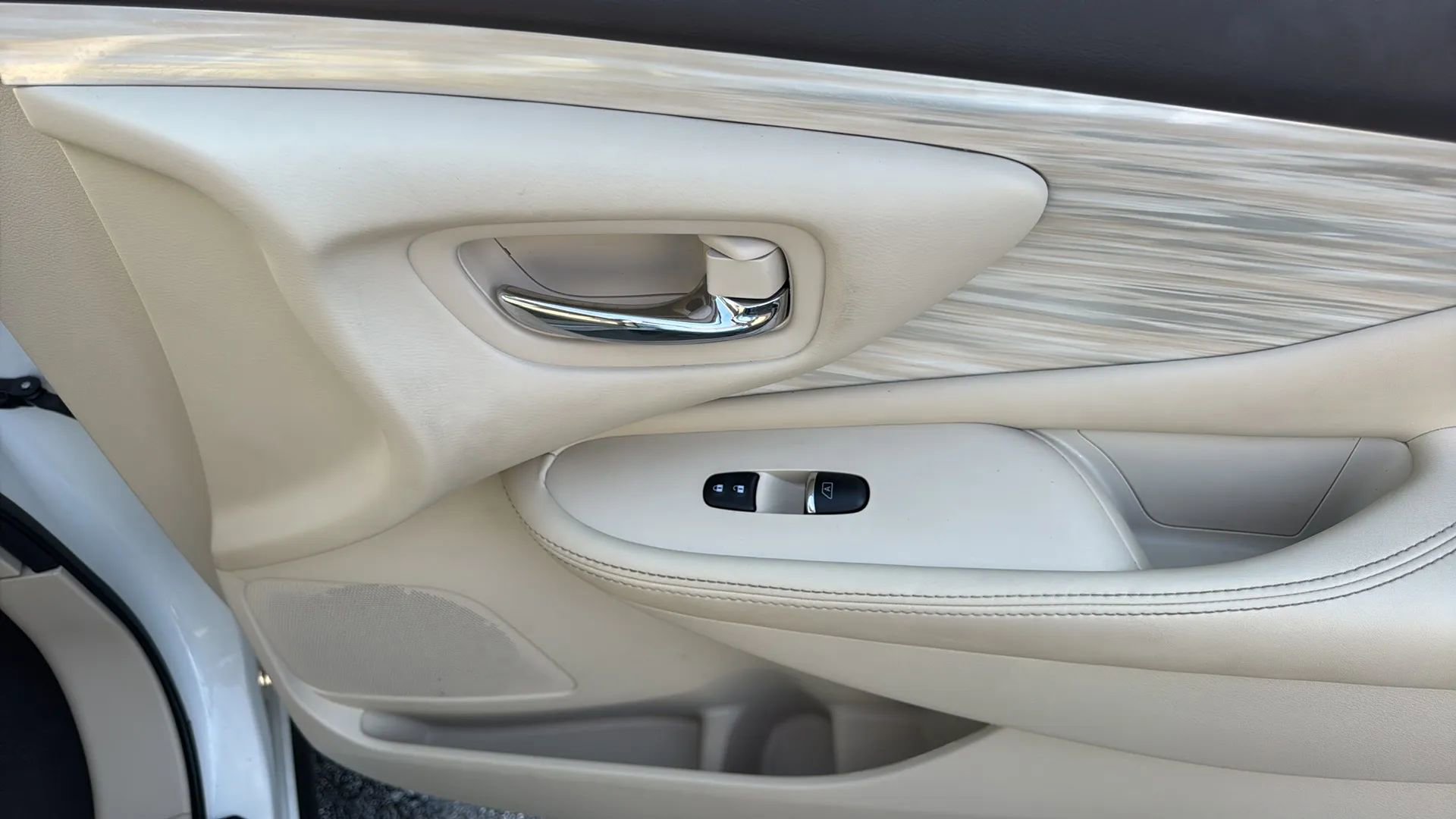 Used 2017 Nissan Murano SL image 28