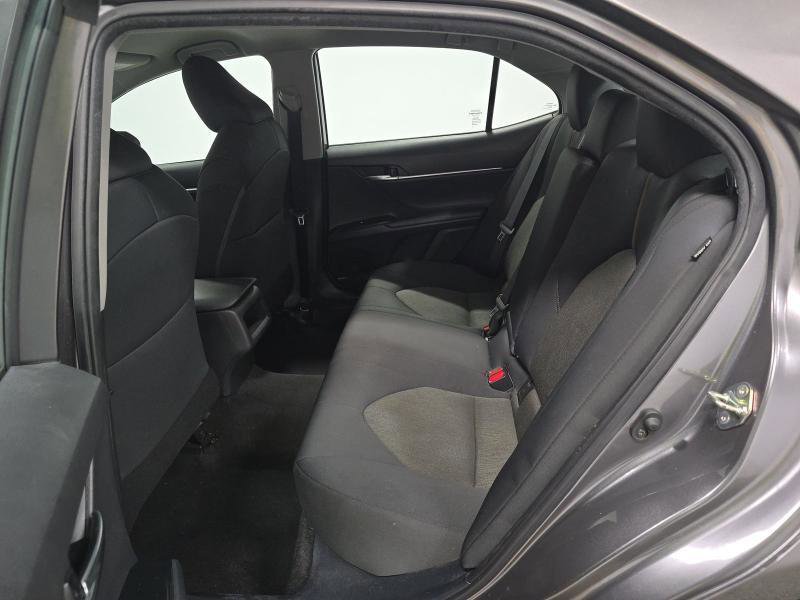 Used 2020 Toyota Camry LE image 13