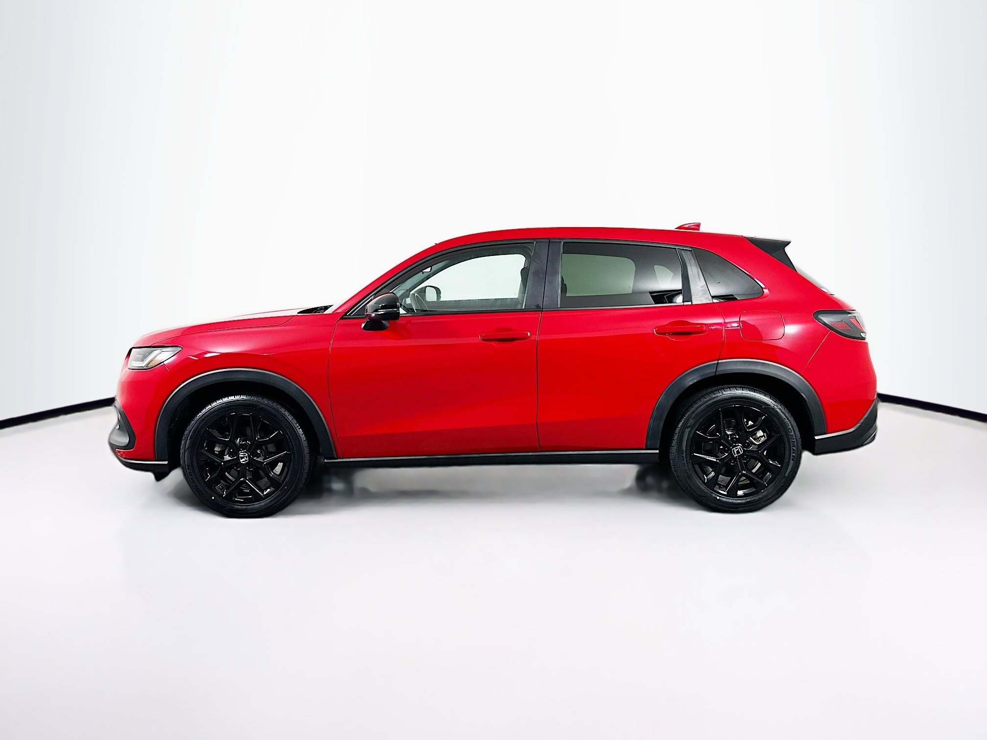 Used 2023 Honda HR-V Sport image 4