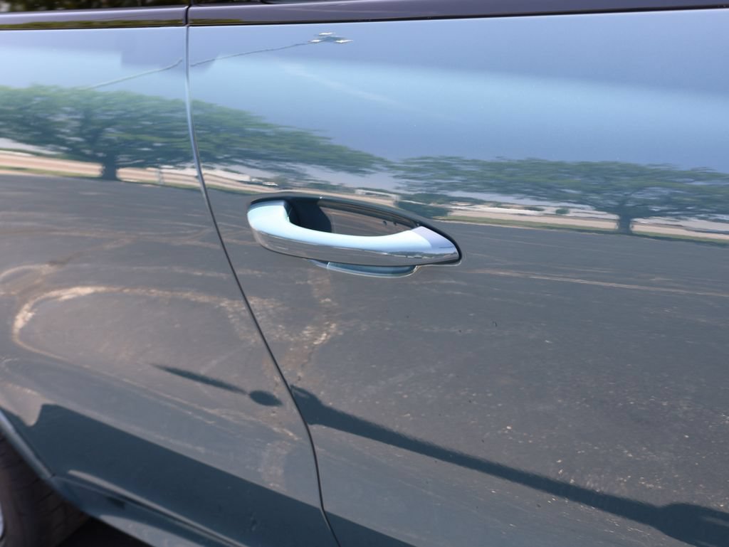 New 2026 Porsche Cayenne GTS AWD/4WD image 17