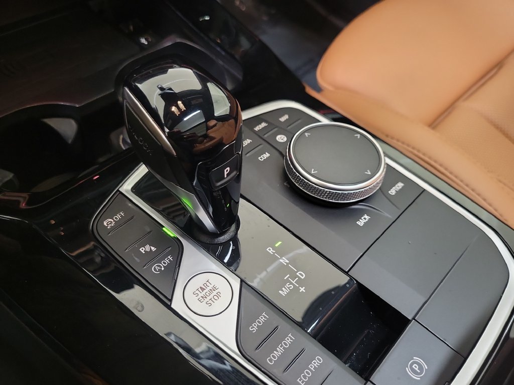 Used 2023 BMW X3 sDrive30i w/ Premium Package RWD image 26