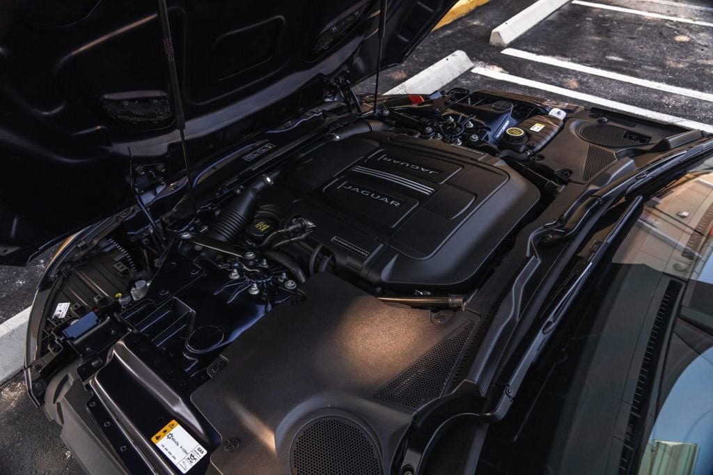 Used 2024 Jaguar F-TYPE R-Dynamic RWD image 27