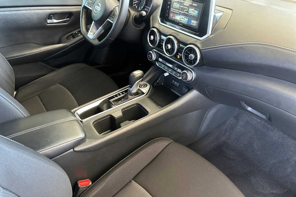 Used 2020 Nissan Sentra SV w/ Electronics Package image 15