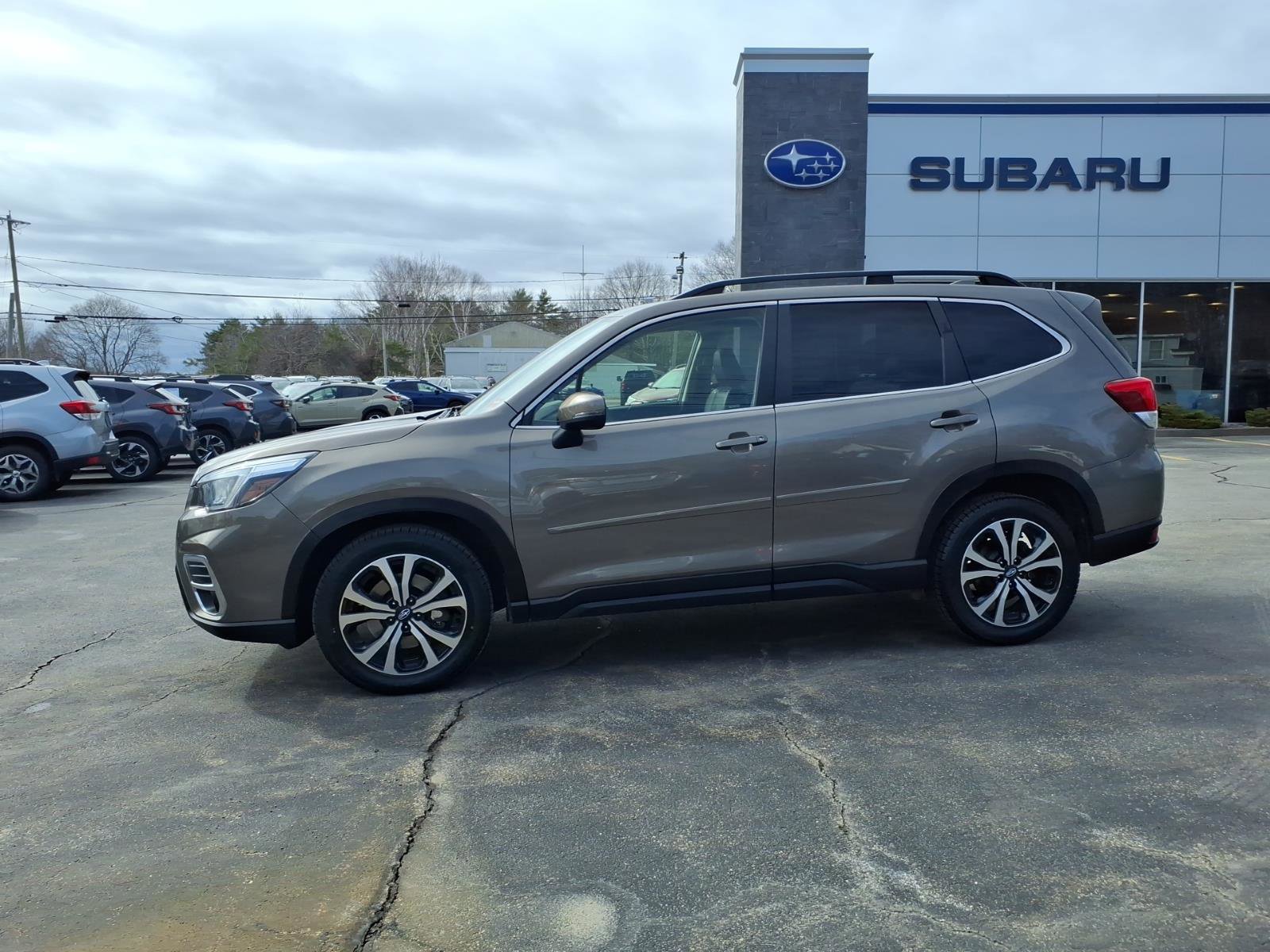Used 2020 Subaru Forester Limited AWD/4WD image 4