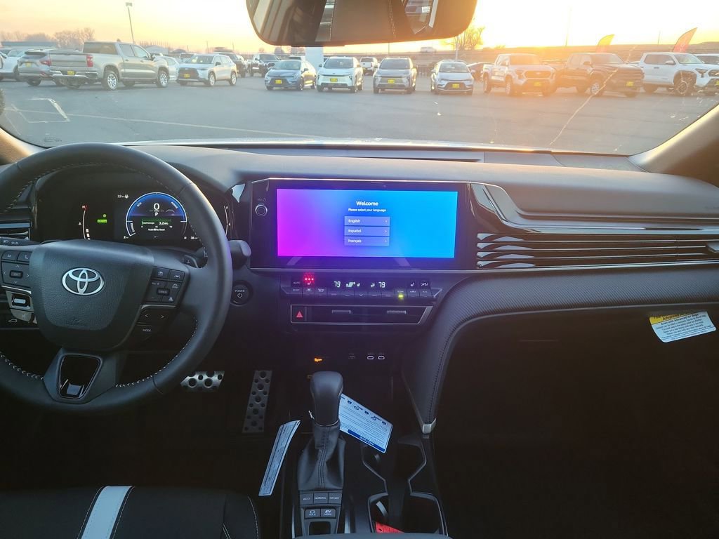 New 2026 Toyota Camry Hybrid w/ Multimedia Upgrade Package image 20