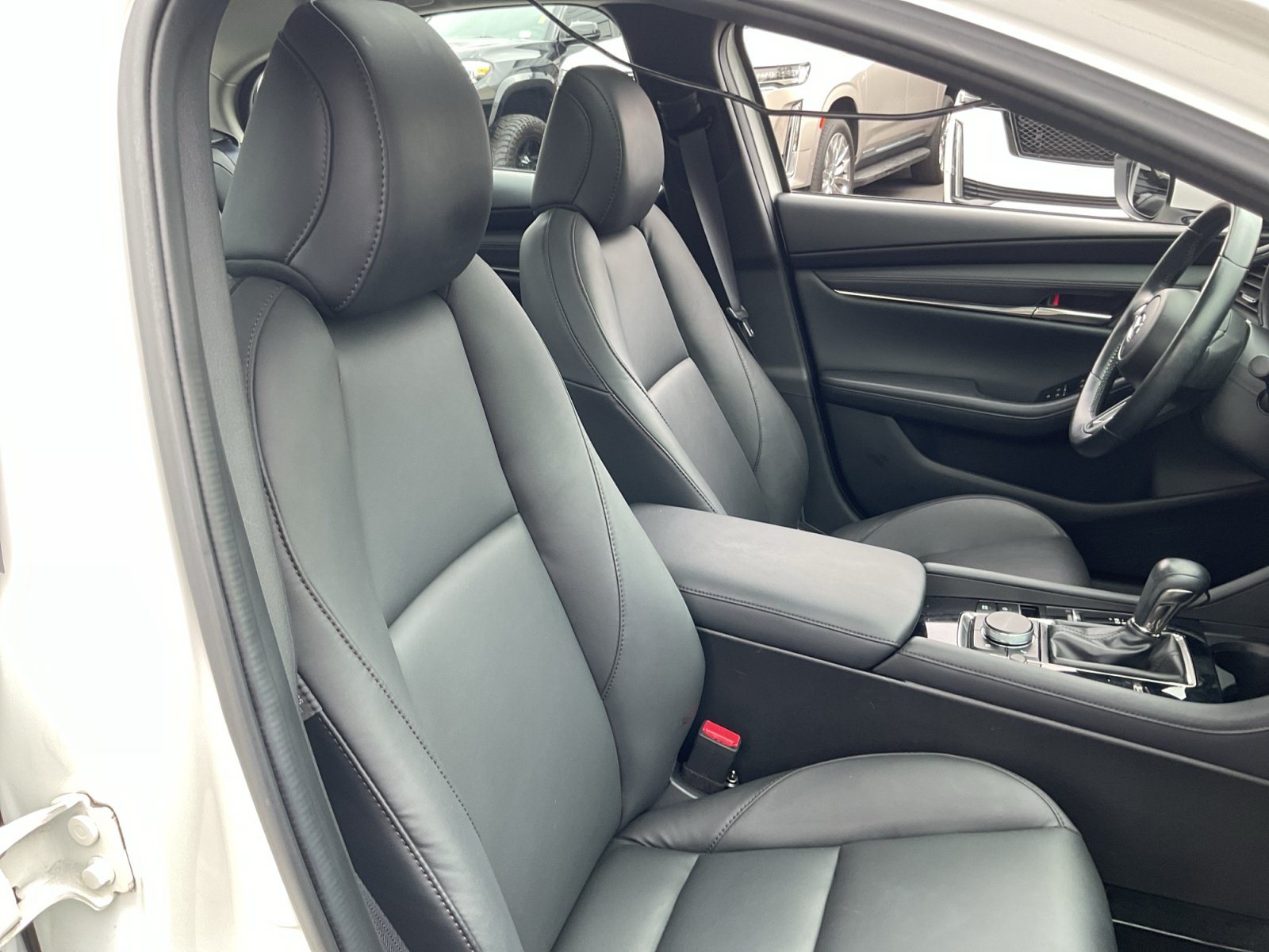 Used 2023 MAZDA MAZDA3 s FWD image 21