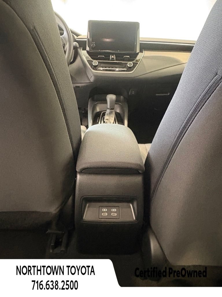 Used 2026 Toyota Corolla LE FWD image 15