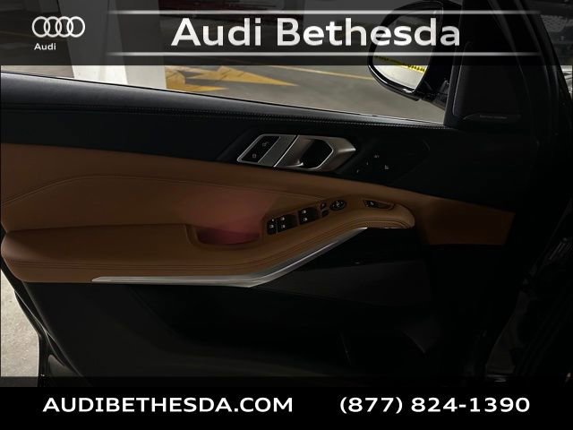 Used 2025 BMW X5 xDrive40i w/ M Sport Package image 14