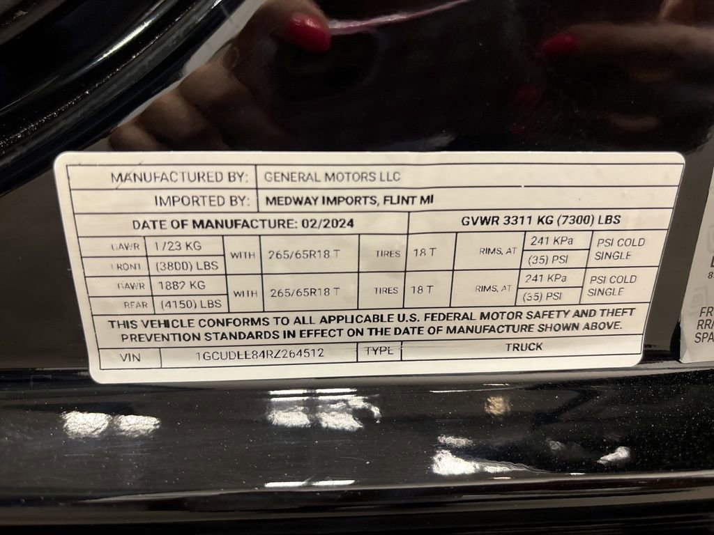 Used 2024 Chevrolet Silverado 1500 RST w/ Convenience Package II AWD/4WD image 35