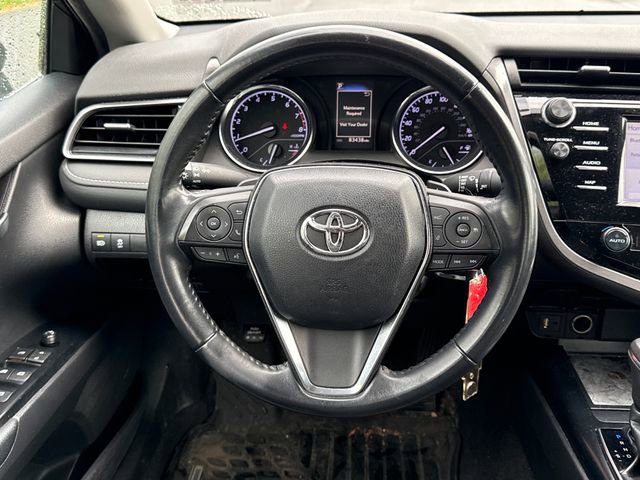 Used 2019 Toyota Camry SE FWD image 19