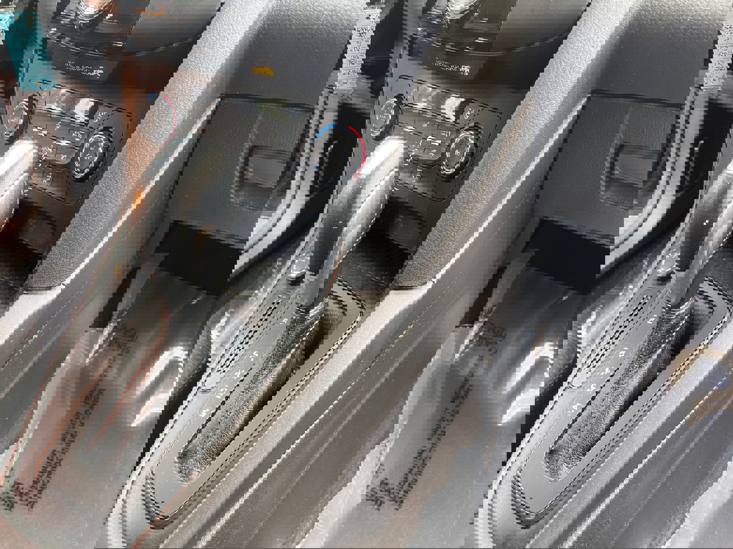 Used 2016 Ford Focus SE w/ Equipment Group 201A image 16