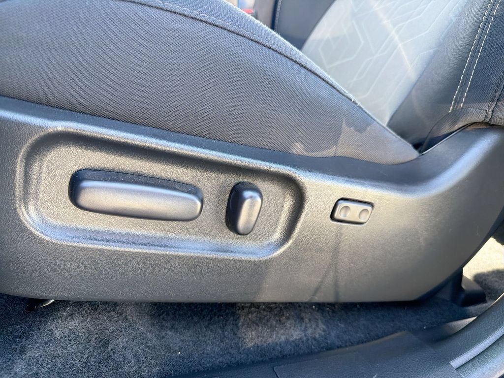 Used 2022 Toyota Tacoma TRD Sport w/ Technology Package RWD image 14
