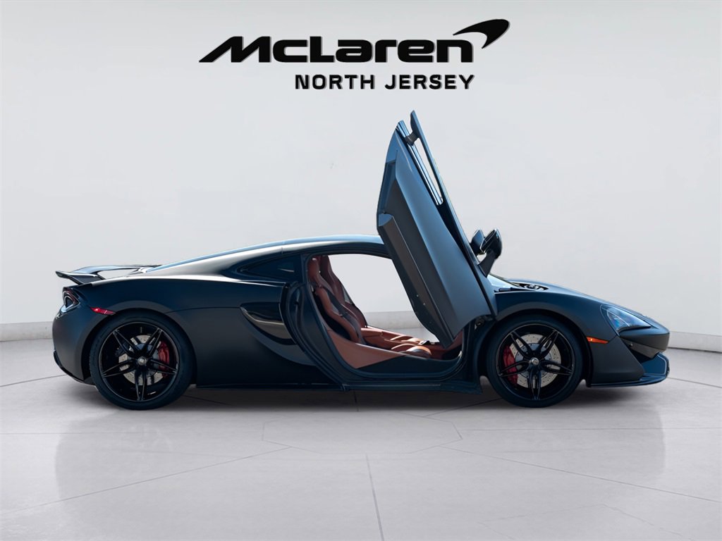 Used 2017 McLaren 570S image 8