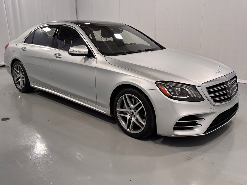 Used 2020 Mercedes-Benz S 560 4MATIC Sedan image 4