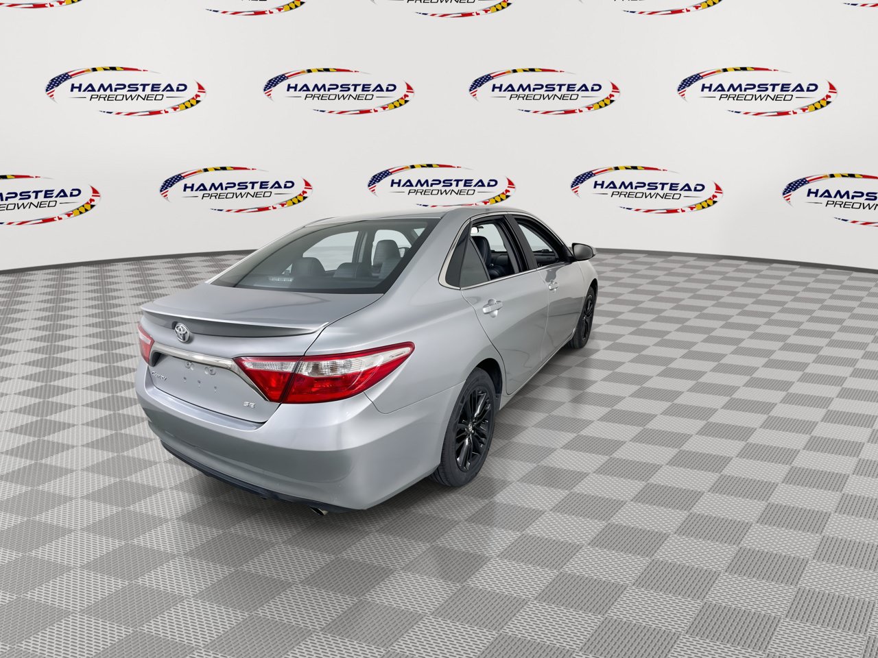 Used 2017 Toyota Camry SE FWD image 8