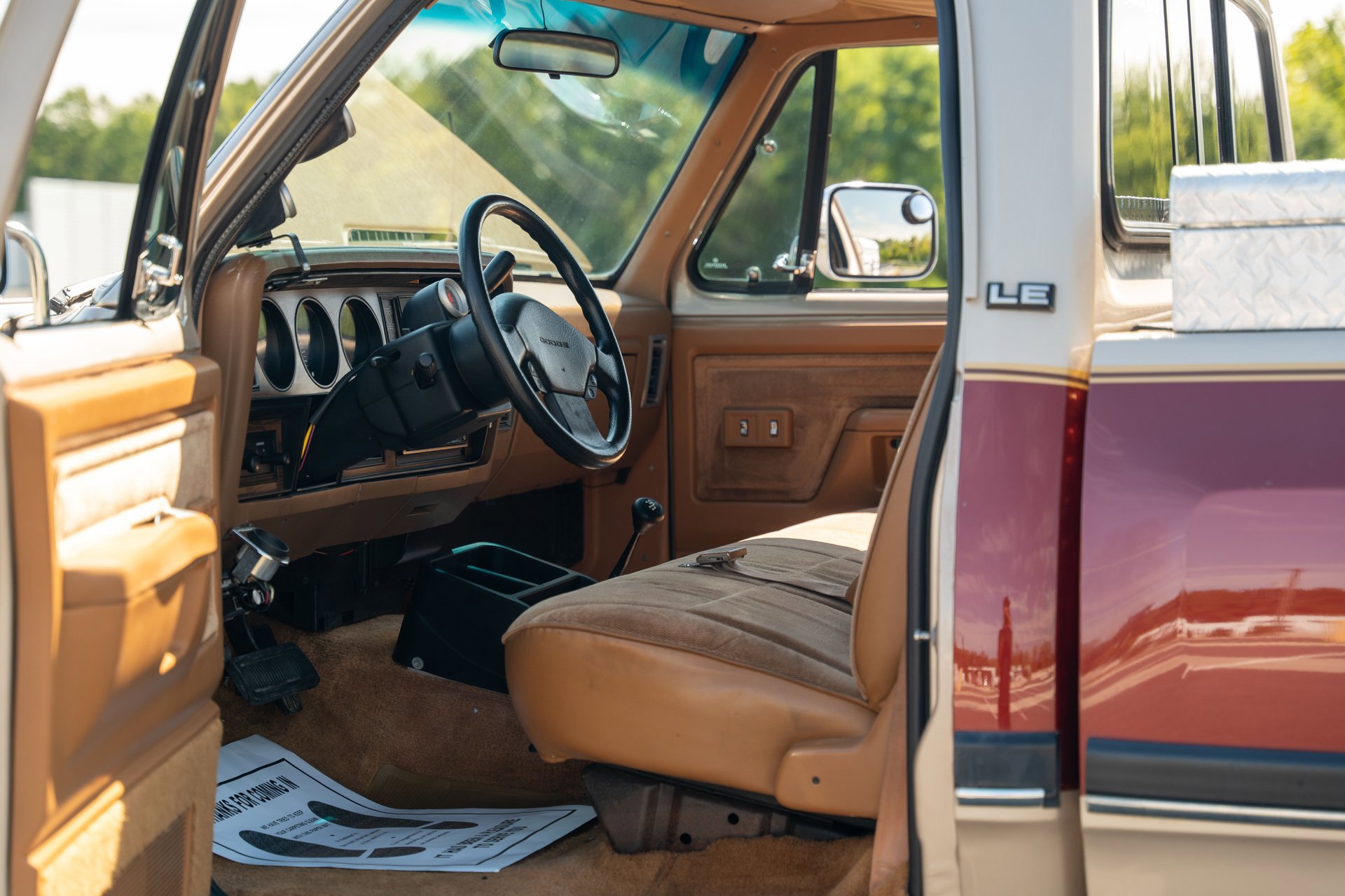 Used 1992 Dodge D/W Truck 350 image 37