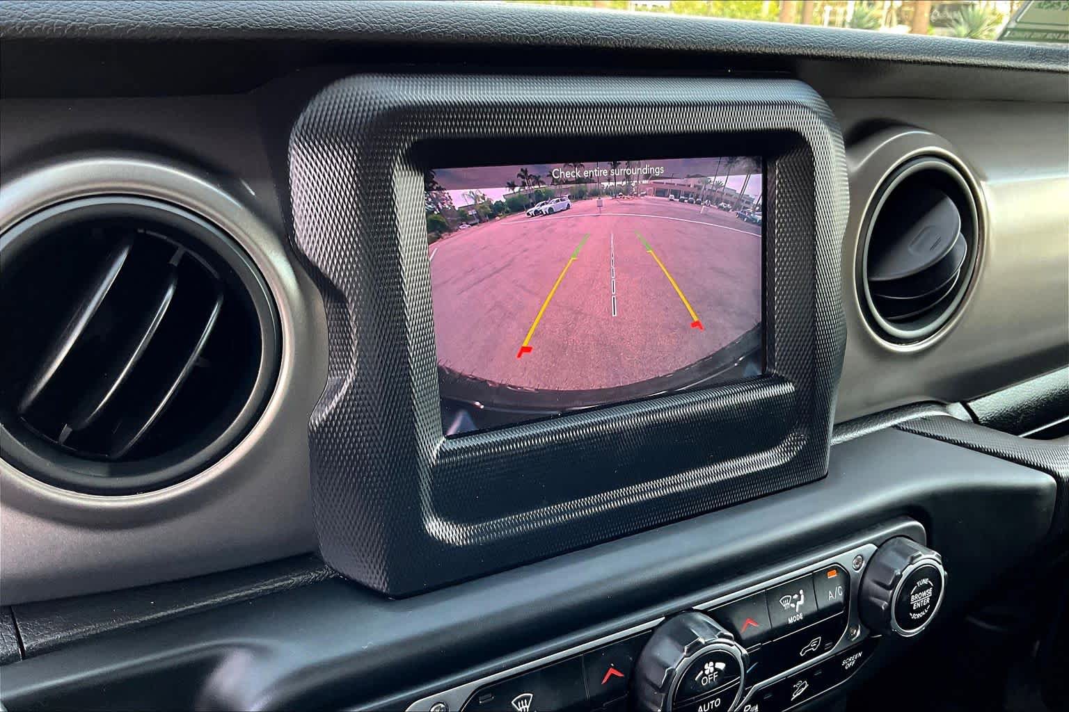 Used 2021 Jeep Wrangler Unlimited Sport AWD/4WD image 24