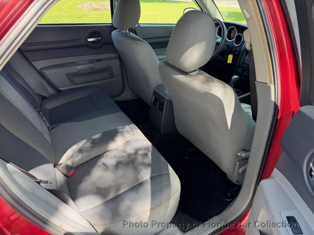 Used 2005 Dodge Magnum SE RWD image 41