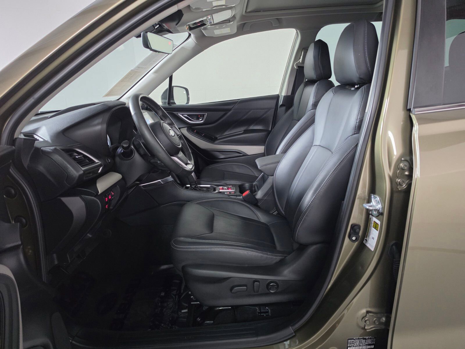 Certified 2024 Subaru Forester Limited AWD/4WD image 15