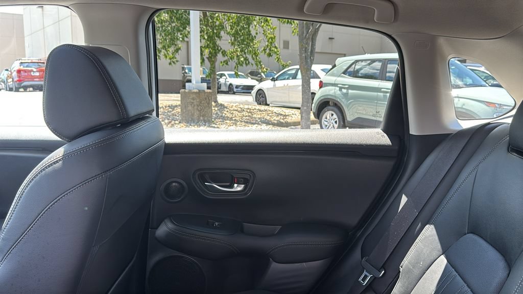 Certified 2026 Honda HR-V EX-L image 25