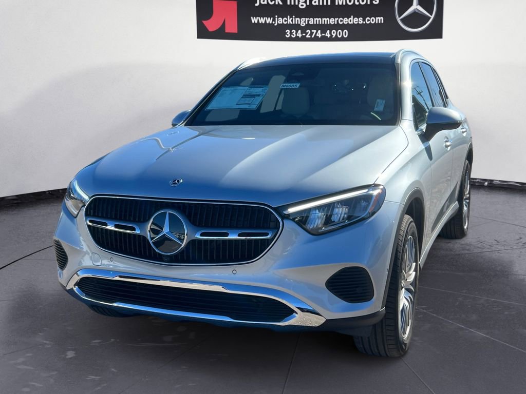 New 2026 Mercedes-Benz GLC 300 image 1