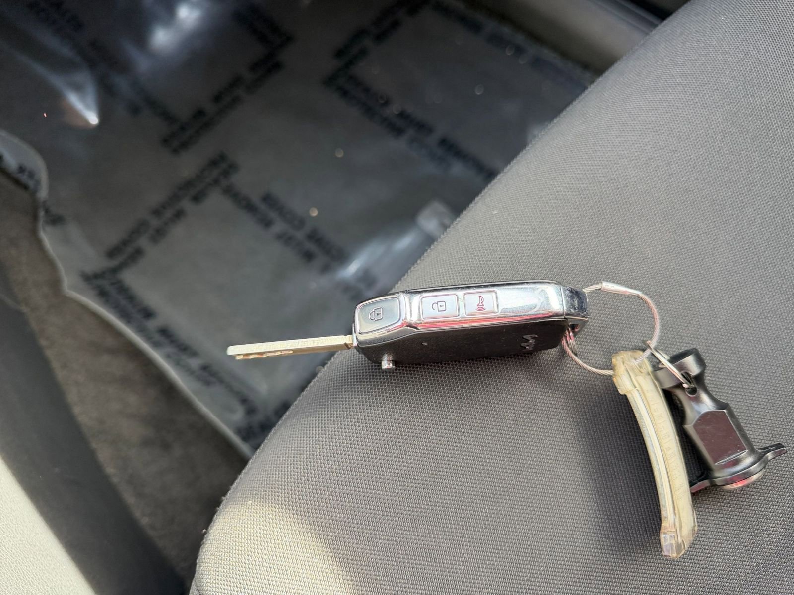 Used 2025 Kia Sportage LX image 21