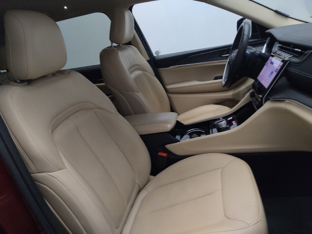 Used 2021 Jeep Grand Cherokee L Limited image 21